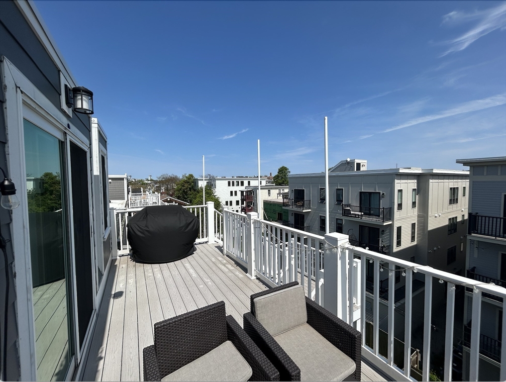 2 bed, 2 bath apartment for rent at 179 London St Unit 4, East Boston — photo 16 of 17