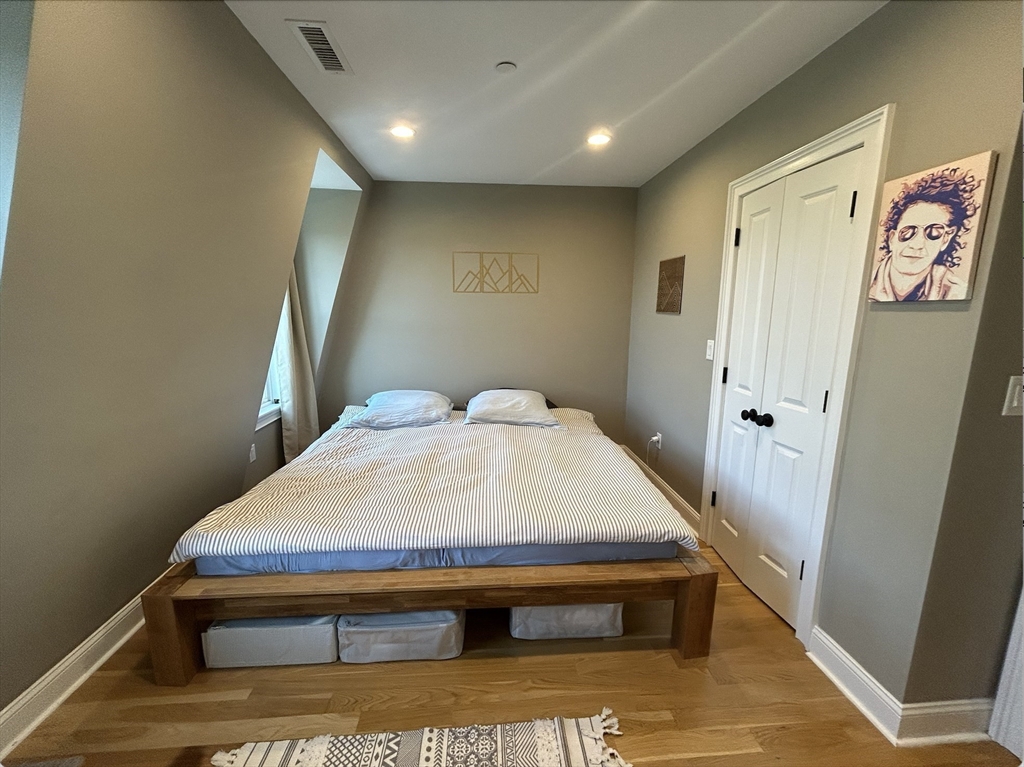 2 bed, 2 bath apartment for rent at 179 London St Unit 4, East Boston — photo 13 of 17