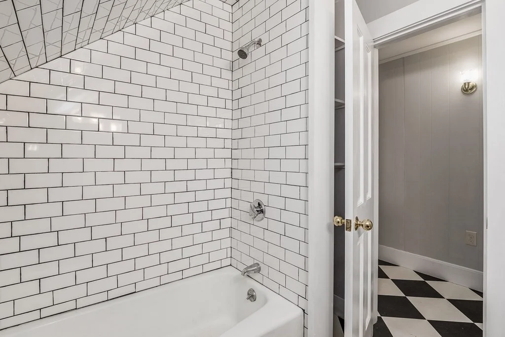 3 bed, 1 bath apartment for rent at 179 Main Unit 2, North Andover — photo 7 of 31