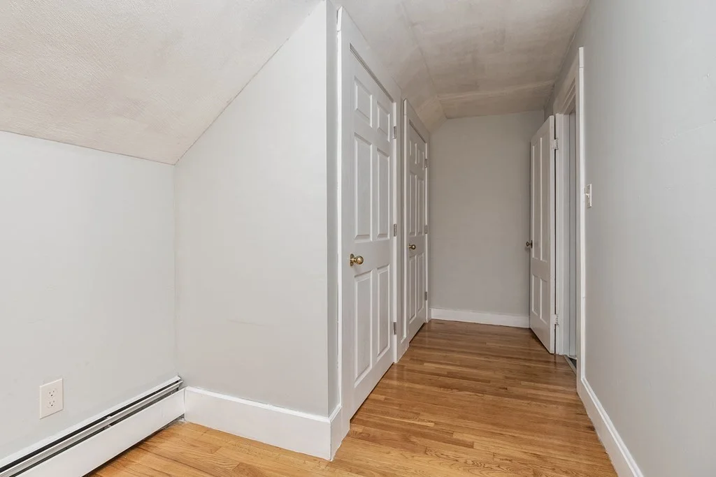 3 bed, 1 bath apartment for rent at 179 Main Unit 2, North Andover — photo 4 of 31