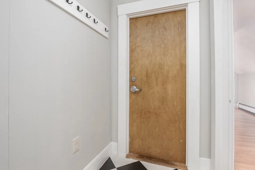 3 bed, 1 bath apartment for rent at 179 Main Unit 2, North Andover — photo 23 of 31
