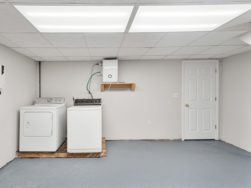 3 bed, 1 bath apartment for rent at 179 Ocean St Unit 1, Diamond District — photo 35 of 36