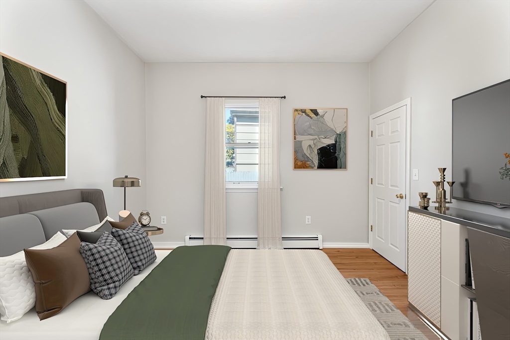 3 bed, 1 bath apartment for rent at 179 Ocean St Unit 1, Diamond District — photo 5 of 36