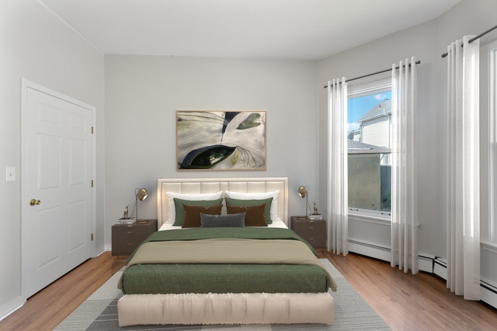 3 bed, 1 bath apartment for rent at 179 Ocean St Unit 1, Diamond District — photo 3 of 36