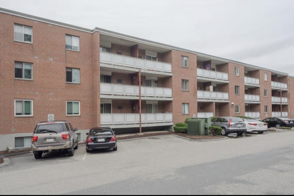 1 bed, 1 bath apartment for rent at 179 Presidents Ln Unit 1E, Quincy — photo 10 of 10
