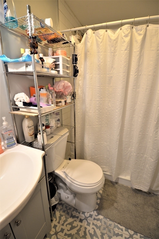 3 bed, 1 bath apartment for rent at 179 Putnam St Unit 2, East Boston — photo 7 of 12
