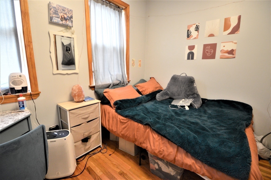 3 bed, 1 bath apartment for rent at 179 Putnam St Unit 2, East Boston — photo 8 of 12