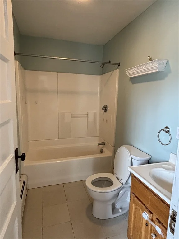 3 bed, 1 bath apartment for rent at 179 Tremont St Unit 1, New Bedford — photo 23 of 23