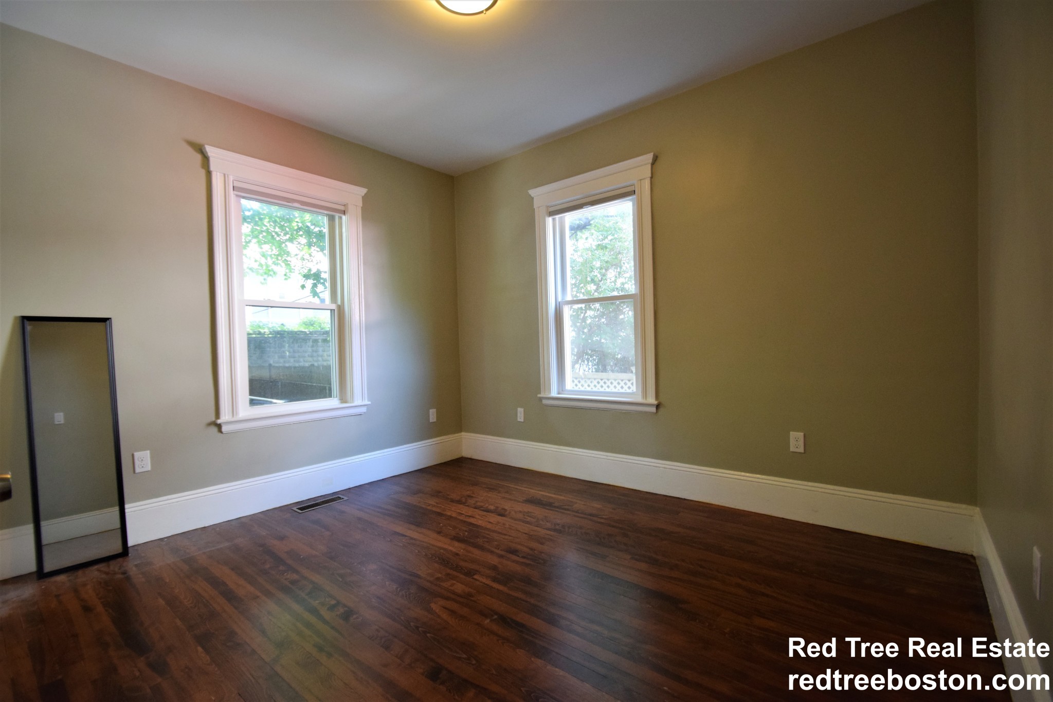 3 bed, 2 bath apartment for rent at 179 Tremont St Unit 1, Newton Corner — photo 16 of 27