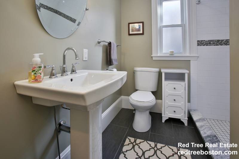 3 bed, 2 bath apartment for rent at 179 Tremont St Unit 1, Newton Corner — photo 23 of 27