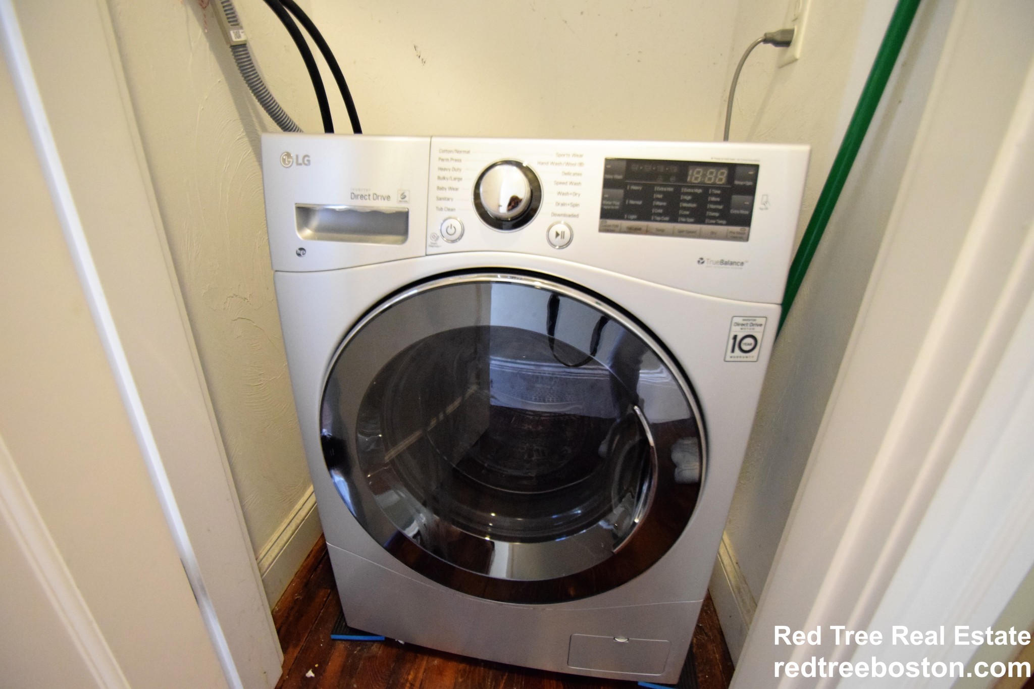 3 bed, 2 bath apartment for rent at 179 Tremont St Unit 1, Newton Corner — photo 11 of 27