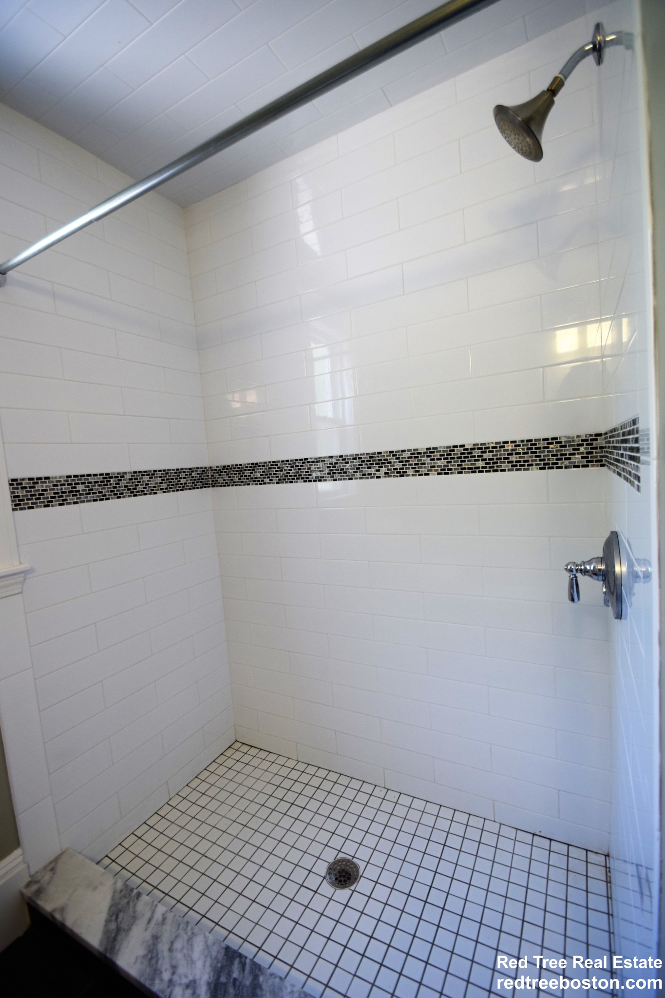 3 bed, 2 bath apartment for rent at 179 Tremont St Unit 1, Newton Corner — photo 15 of 27