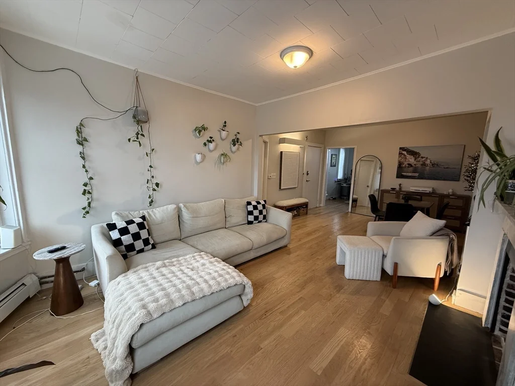 1 bed, 1 bath apartment for rent at 179 Webster St Unit 3, East Boston — photo 1 of 13