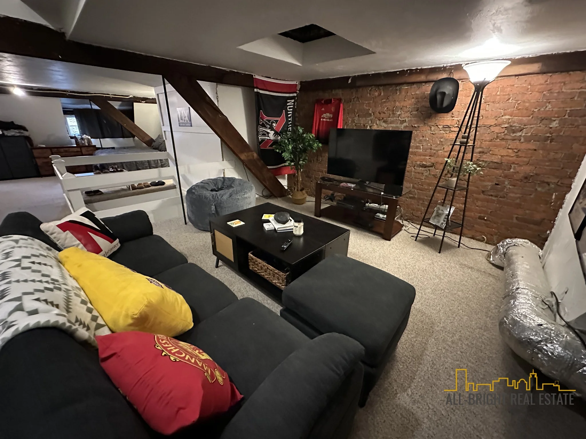 3 bed, 2 bath apartment for rent at 1798 Beacon St Unit 03, Brookline — photo 15 of 17