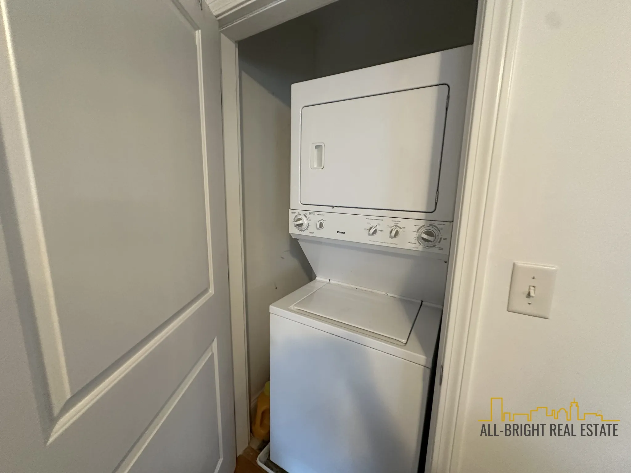 3 bed, 2 bath apartment for rent at 1798 Beacon St Unit 03, Brookline — photo 10 of 17