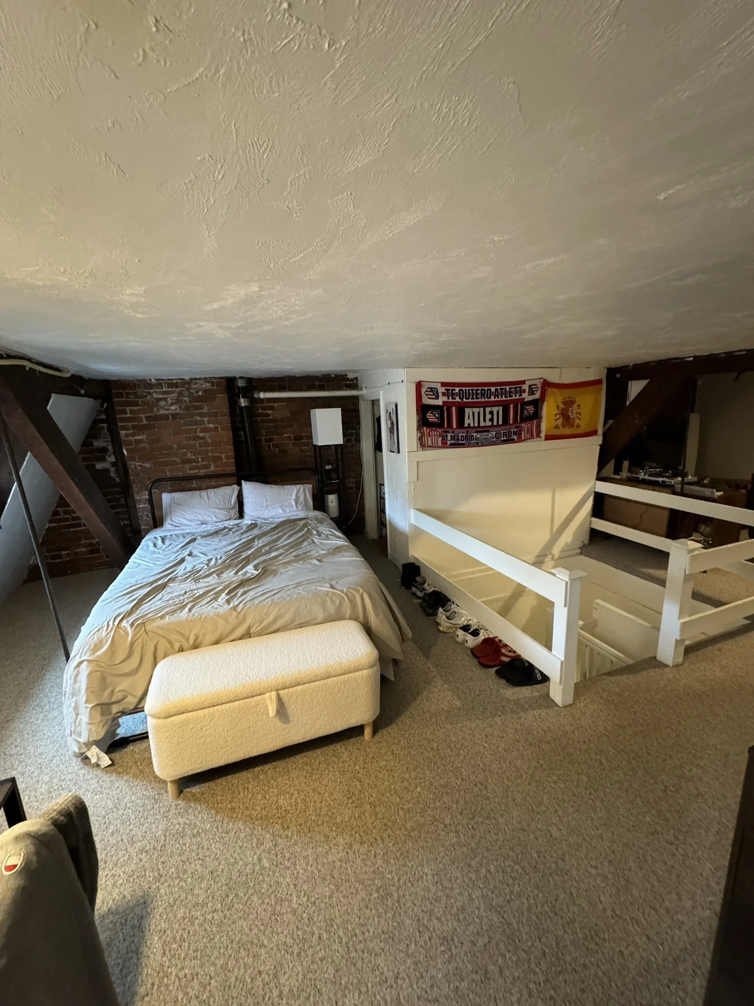 3 bed, 2 bath apartment for rent at 1798 Beacon St Unit 3, Brookline — photo 9 of 14