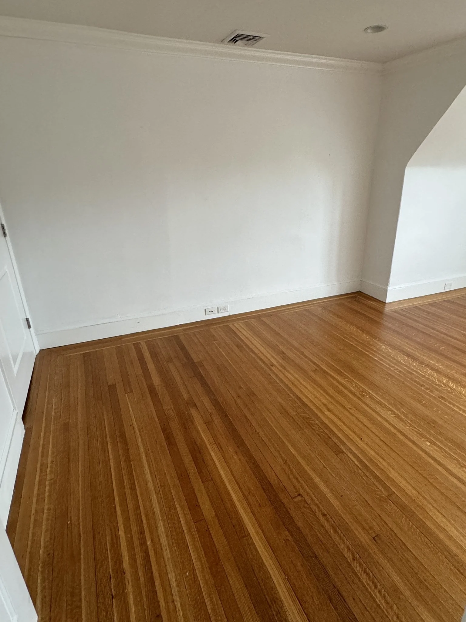 3 bed, 2 bath apartment for rent at 1798 Beacon St Unit 3, Brookline — photo 7 of 14