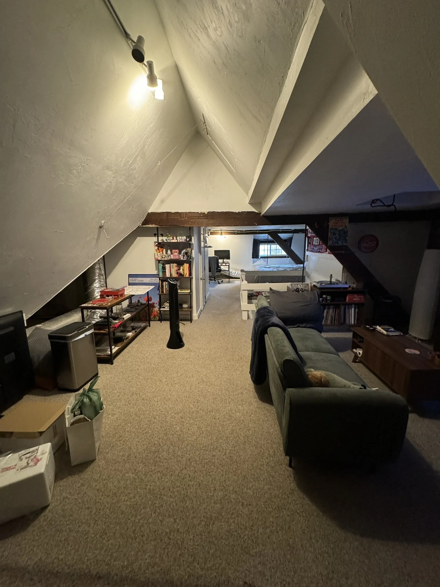 3 bed, 2 bath apartment for rent at 1798 Beacon St Unit 3, Brookline — photo 11 of 14