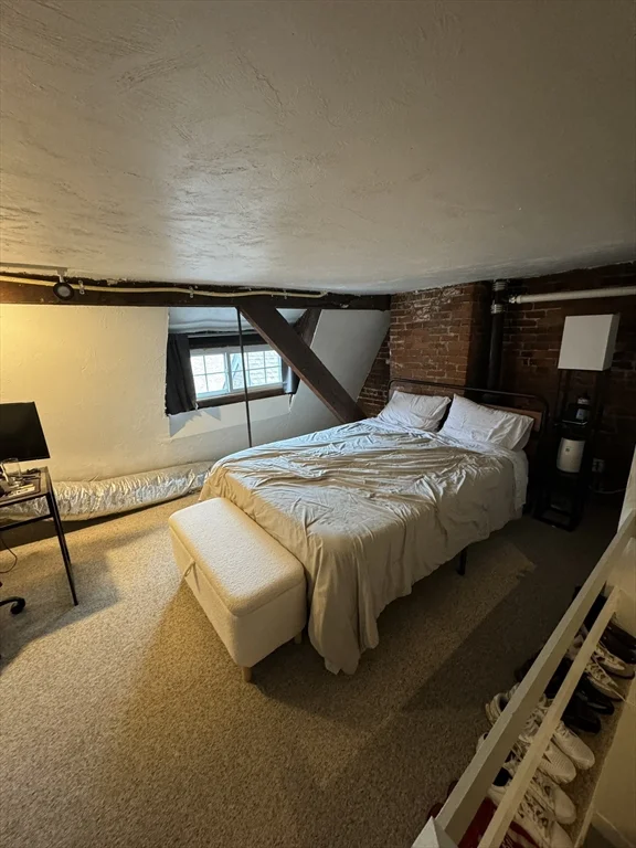 3 bed, 2 bath apartment for rent at 1798 Beacon Unit 3, Brookline — photo 8 of 14