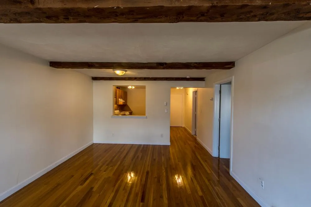 Studio bed, 1 bath apartment for rent at 1799 Centre St Unit 6, West Roxbury — photo 2 of 8
