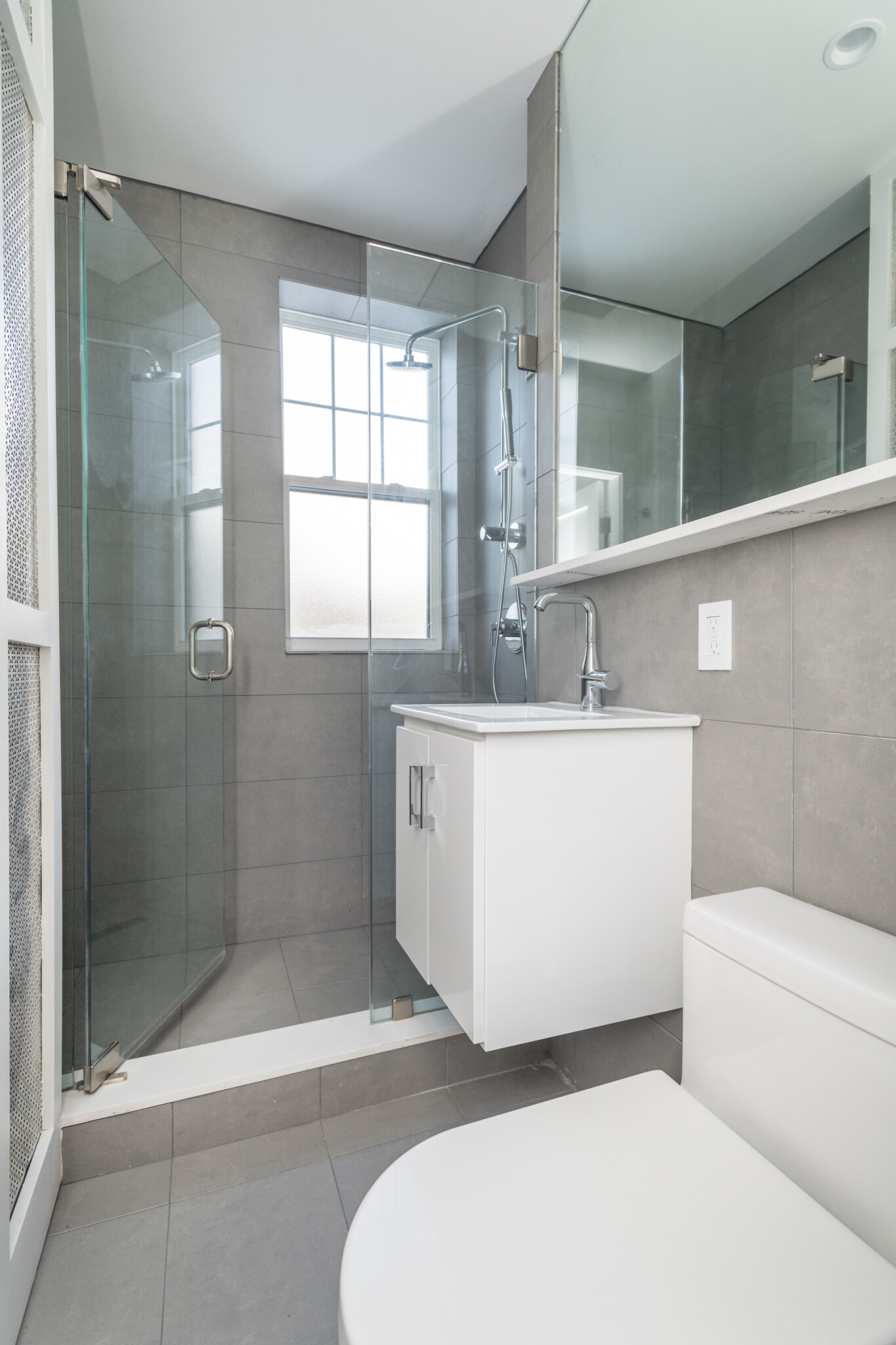 1 bed, 1 bath apartment for rent at 17a Forest St Unit 01, Baldwin — photo 11 of 13