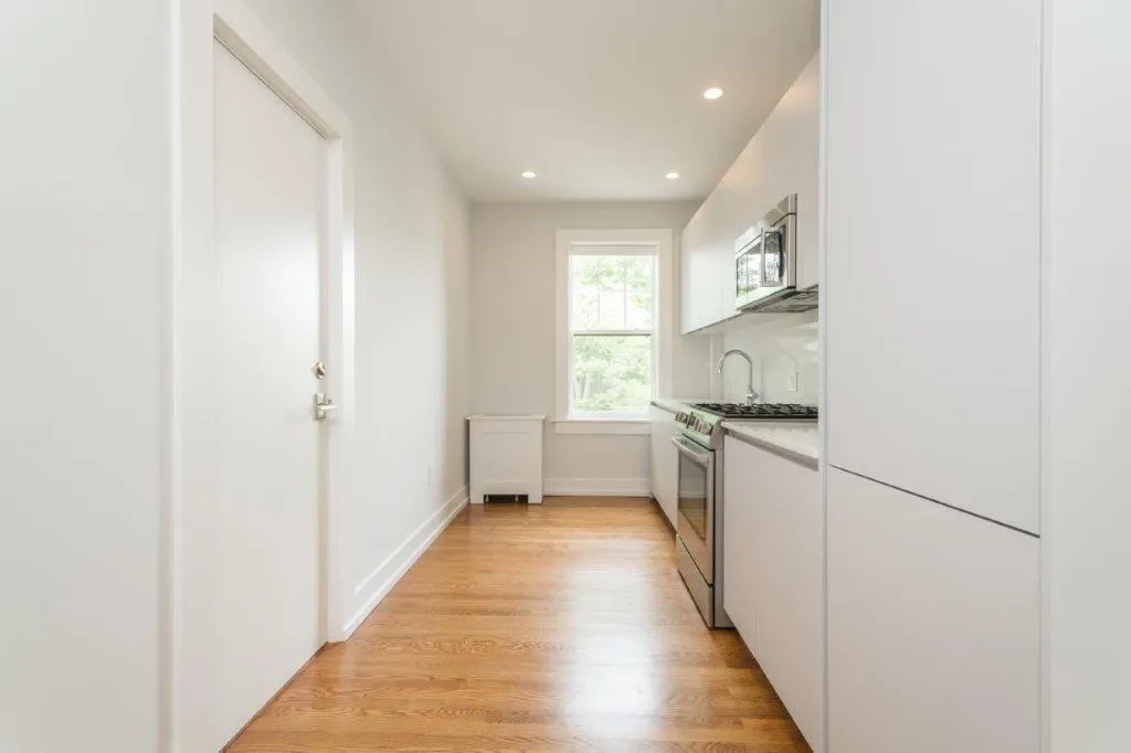 2 bed, 1 bath apartment for rent at 17a Forest St Unit 312, Baldwin — photo 2 of 11