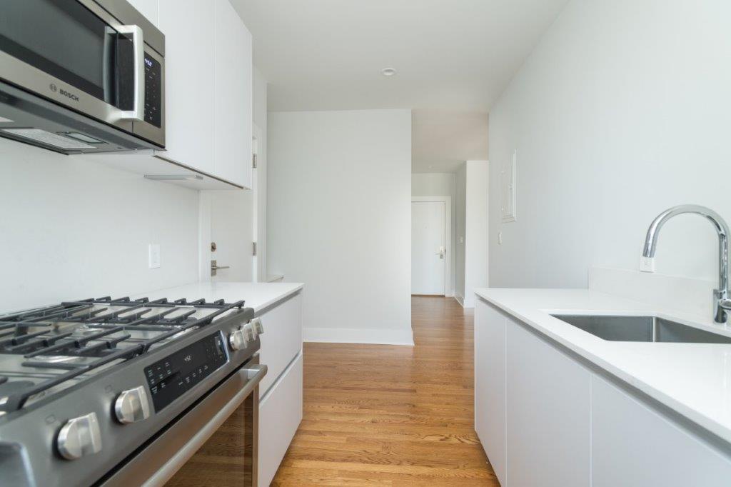 1 bed, 1 bath apartment for rent at 17a Forest St Unit 43, Baldwin — photo 1 of 12
