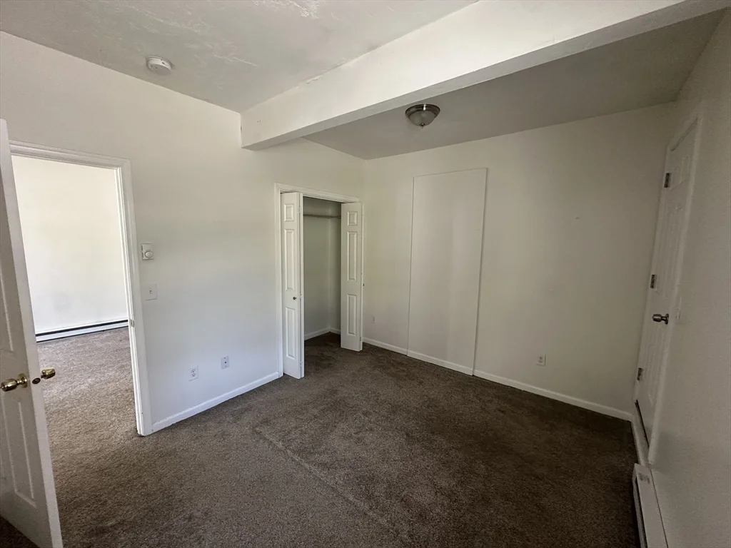 1 bed, 1 bath apartment for rent at 17A Peacedale Ave Unit 17A, Worcester — photo 4 of 8