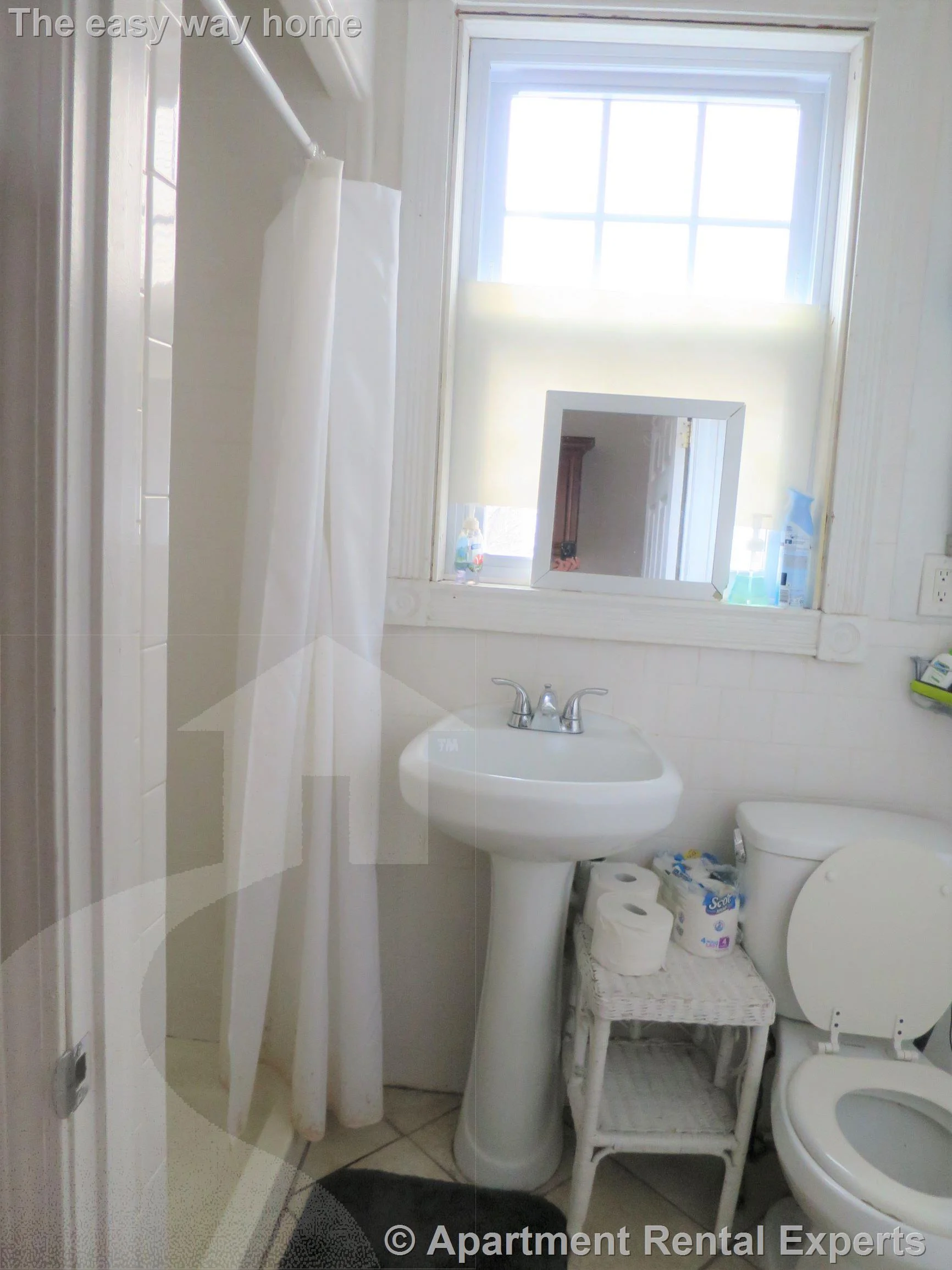 4 bed, 2 bath apartment for rent at 17A Putnam Ave, Harvard Square — photo 8 of 11