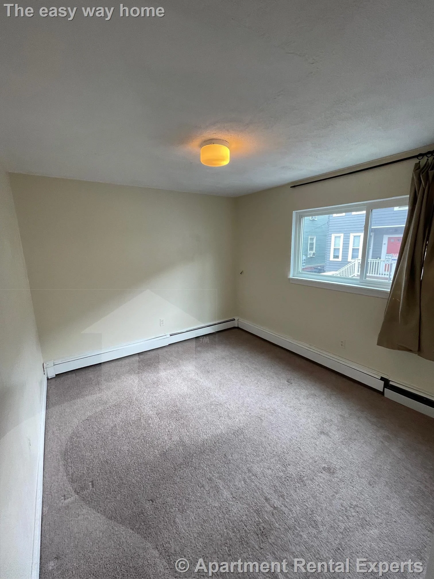 2 bed, 1 bath apartment for rent at 17A Suffolk St, Central Square — photo 6 of 11