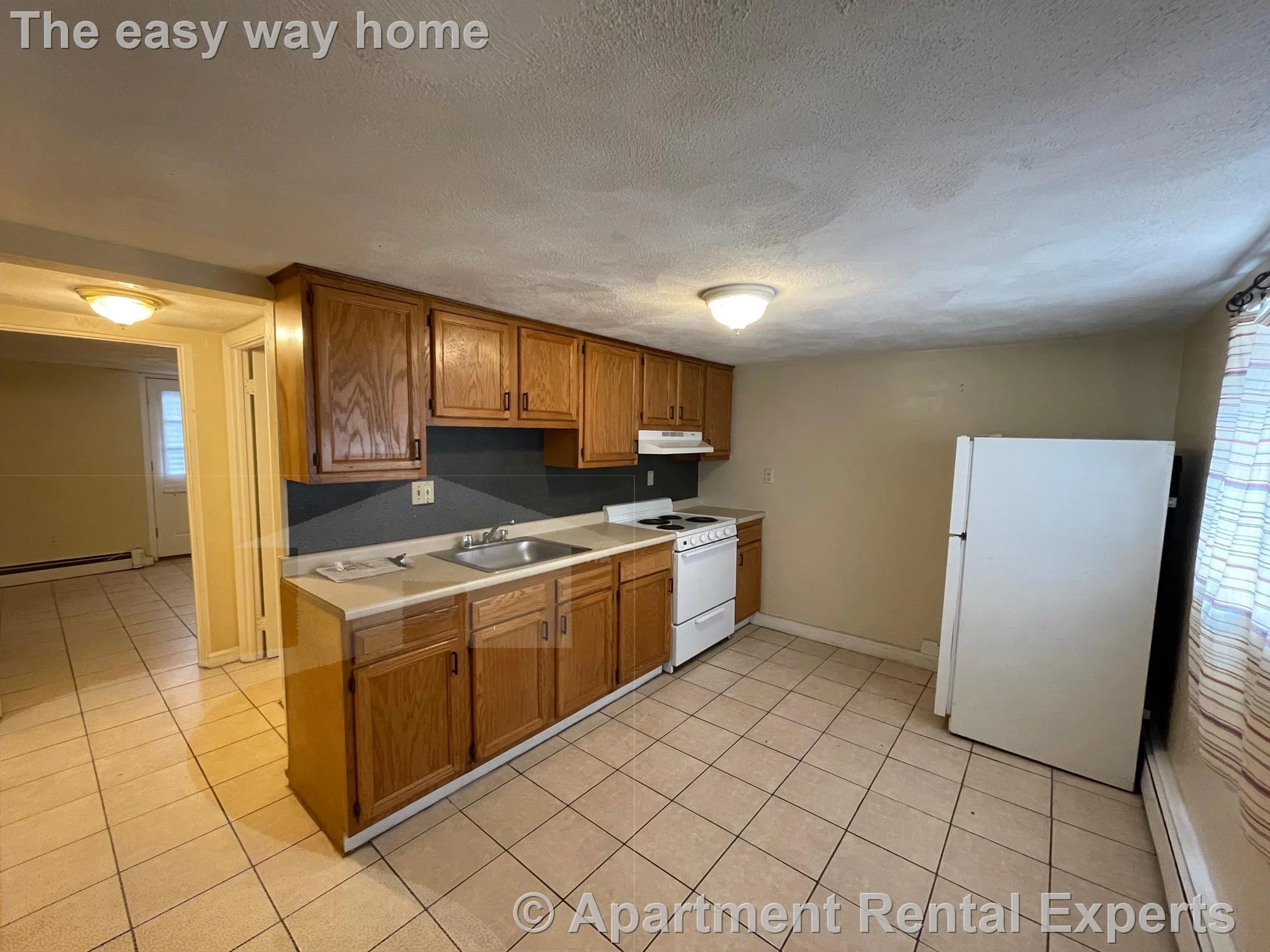 2 bed, 1 bath apartment for rent at 17A Suffolk St, Central Square — photo 1 of 11