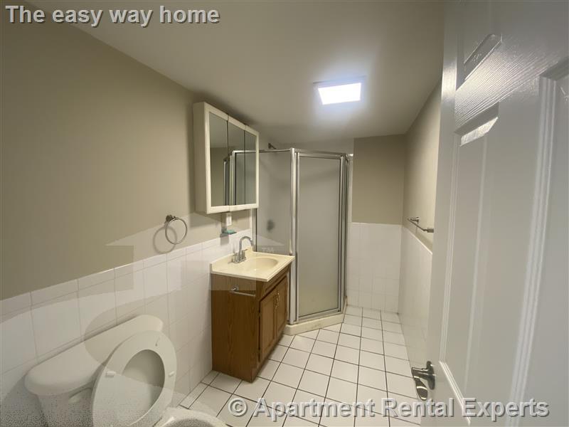 2 bed, 1 bath apartment for rent at 17B Suffolk St, Central Square — photo 9 of 12