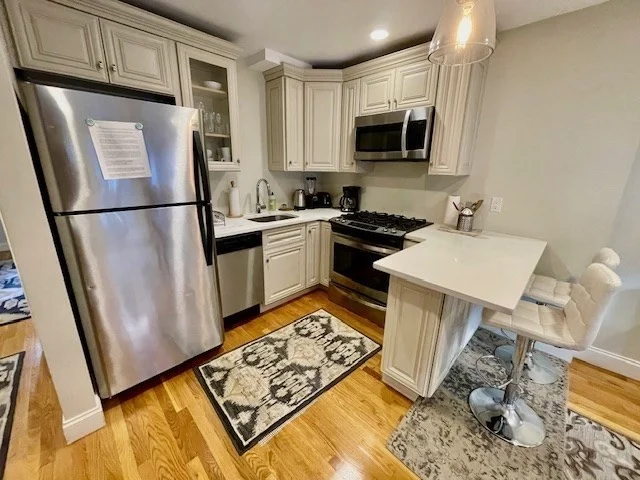 1 bed, 1 bath apartment for rent at 17R Clark St Unit 4, North End — photo 6 of 14