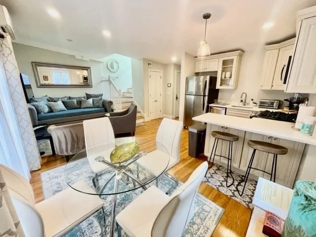 1 bed, 1 bath apartment for rent at 17R Clark St Unit 6, North End
