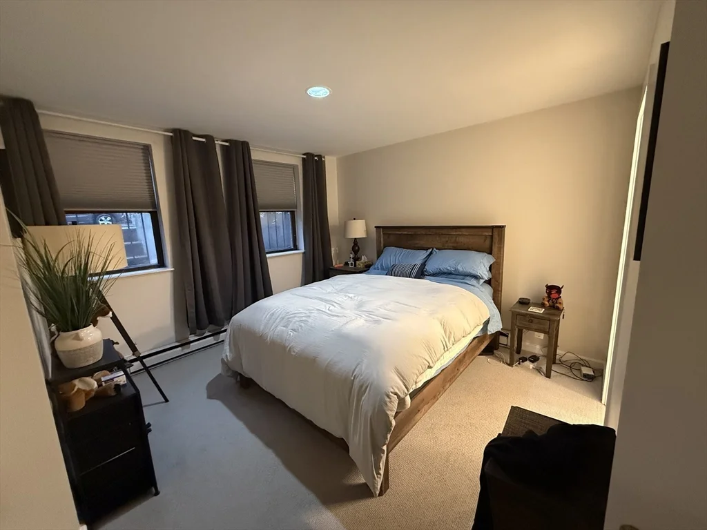 1 bed, 1 bath apartment for rent at 18 East Springfield St Unit 1, South End — photo 1 of 14