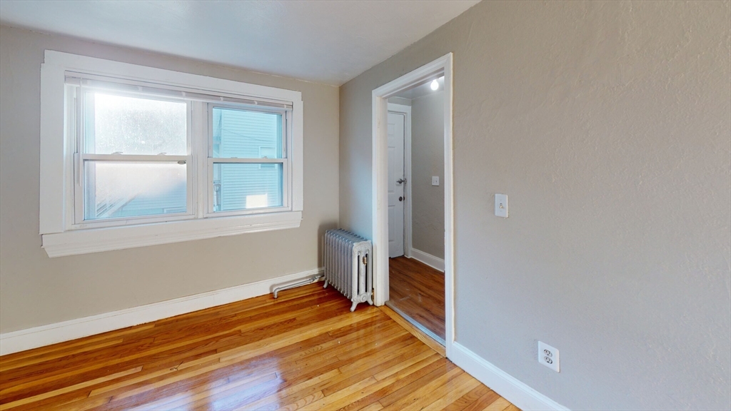 2 bed, 1 bath apartment for rent at 18-20 Kelley Ct Unit 20, Brighton — photo 8 of 9