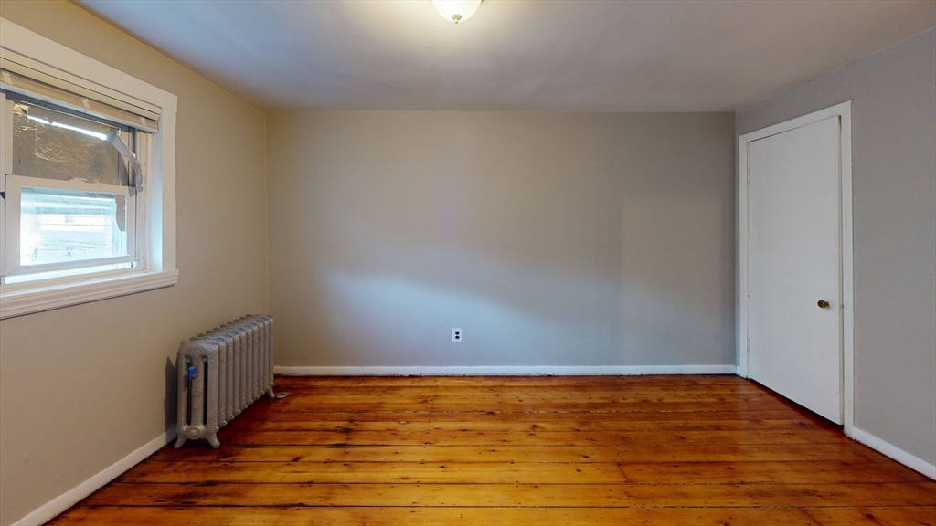 2 bed, 1 bath apartment for rent at 18-20 Kelley Ct Unit 20, Brighton — photo 6 of 9