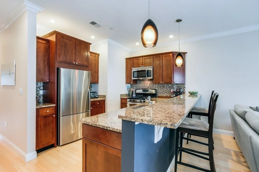 2 bed, 2 bath apartment for rent at 18 Knowlton St Unit 7, South Boston — photo 1 of 10