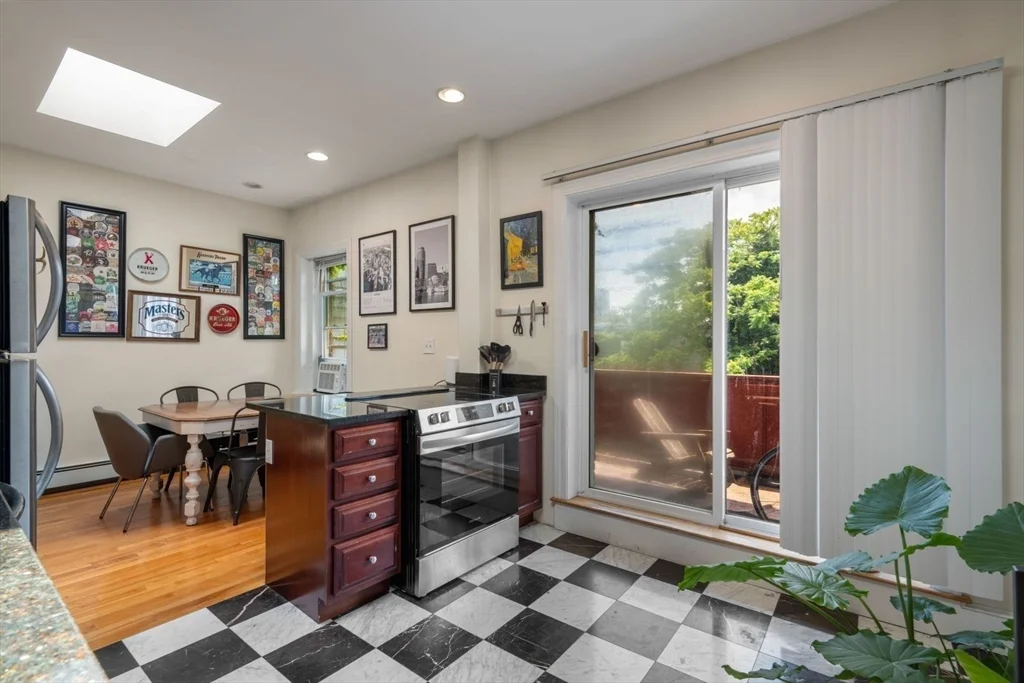 2 bed, 1 bath apartment for rent at 18-20 Marcella St Unit 5, Kendall Square — photo 3 of 29