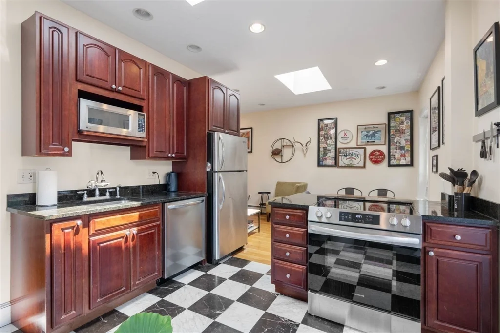 2 bed, 1 bath apartment for rent at 18-20 Marcella St Unit 5, Kendall Square — photo 5 of 29