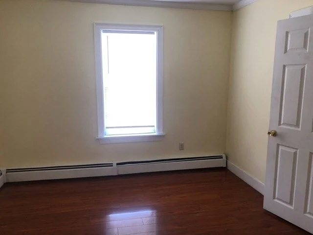 3 bed, 1 bath apartment for rent at 18 A Unit 2, Lowell — photo 12 of 12