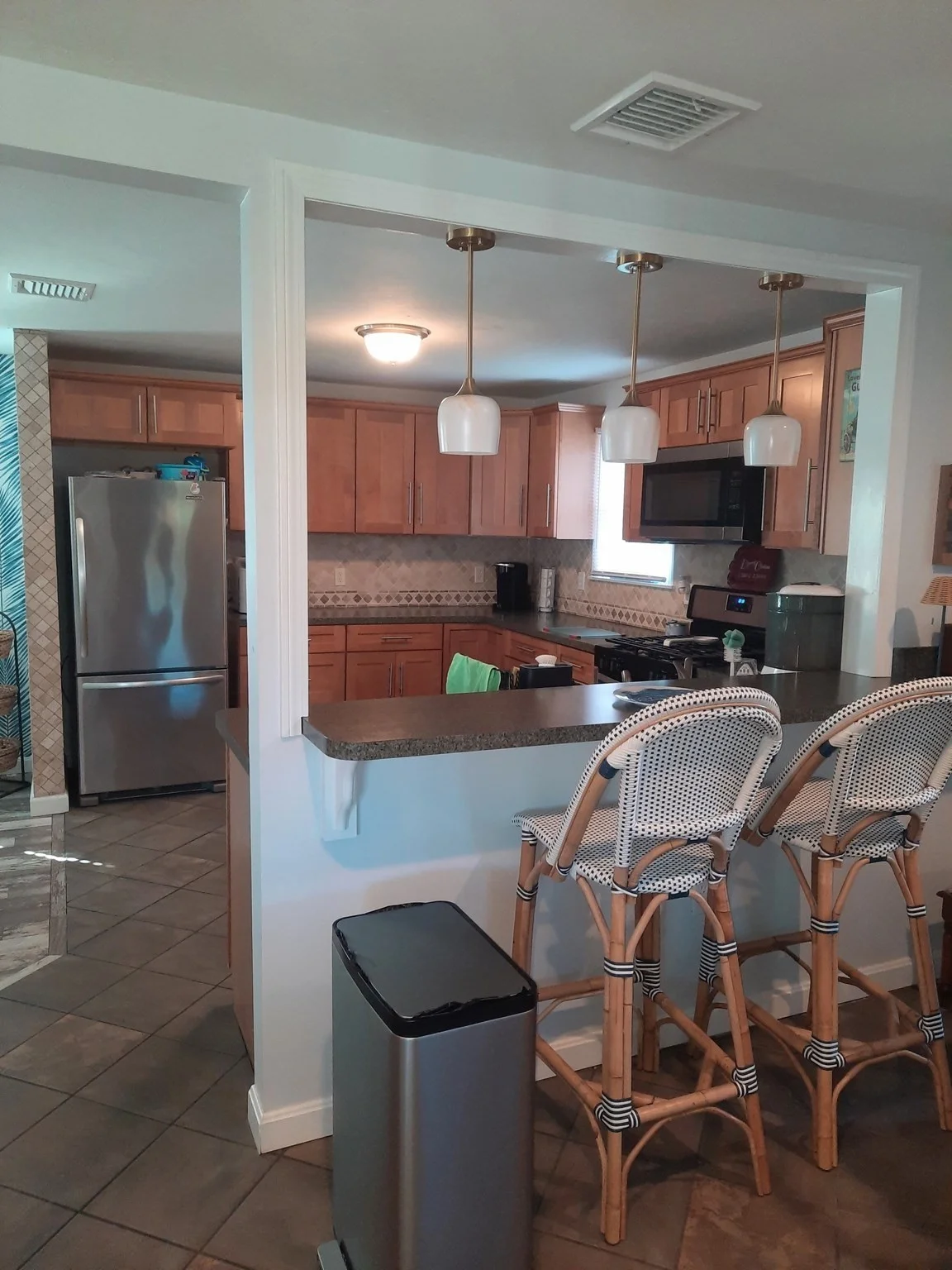 3 bed, 2 bath apartment for rent at 18 Adams Rd Unit 18, Marshfield — photo 4 of 9
