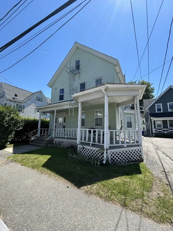 4 bed, 1 bath apartment for rent at 18 Adams St Unit 1, Taunton — photo 1 of 7