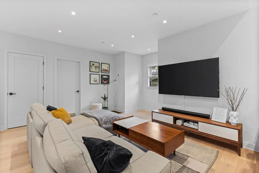 2 bed, 2 bath apartment for rent at 18 Adrian Unit R, Somerville — photo 5 of 28