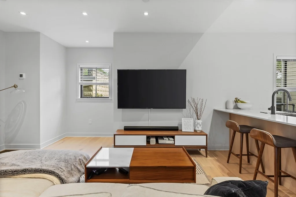 2 bed, 2 bath apartment for rent at 18 Adrian Unit R, Somerville — photo 6 of 28
