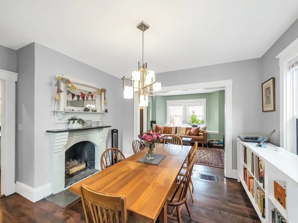 3 bed, 1 bath apartment for rent at 18 Alberta St, West Roxbury — photo 12 of 32
