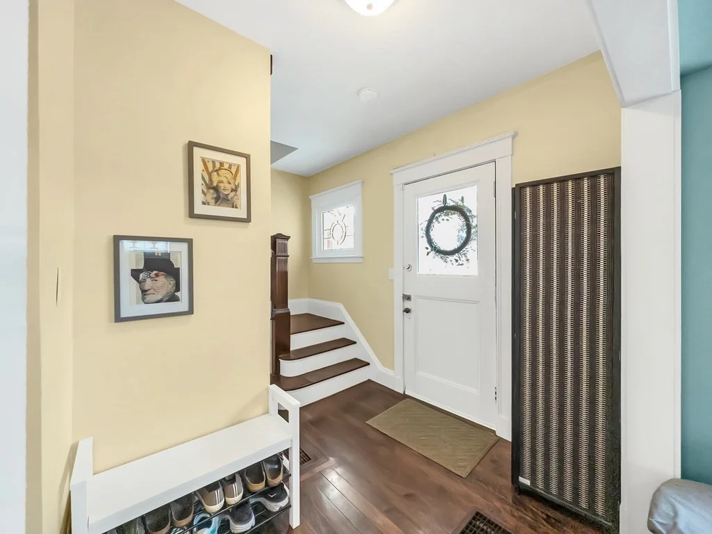 3 bed, 1 bath apartment for rent at 18 Alberta St, West Roxbury — photo 14 of 32