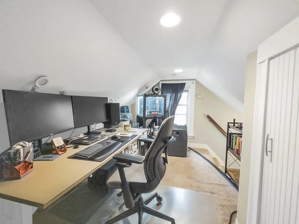3 bed, 1 bath apartment for rent at 18 Alberta St, West Roxbury — photo 27 of 32