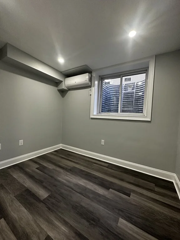 3 bed, 1 bath apartment for rent at 18 Albion St Unit 4, Roxbury — photo 13 of 16