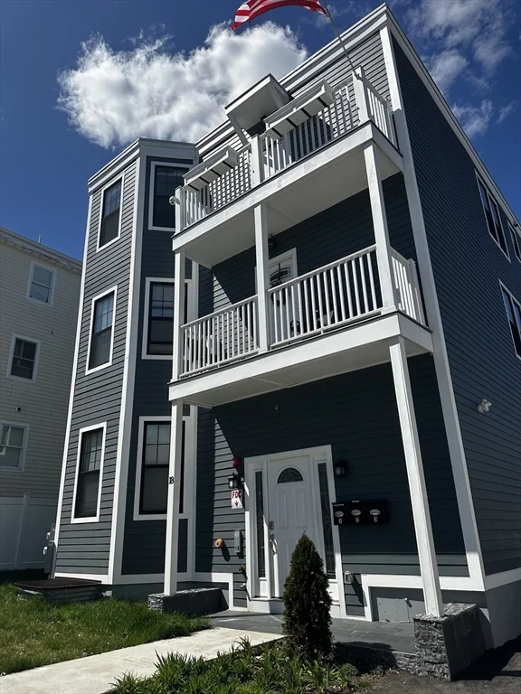 3 bed, 1 bath apartment for rent at 18 Albion St Unit 4, Roxbury